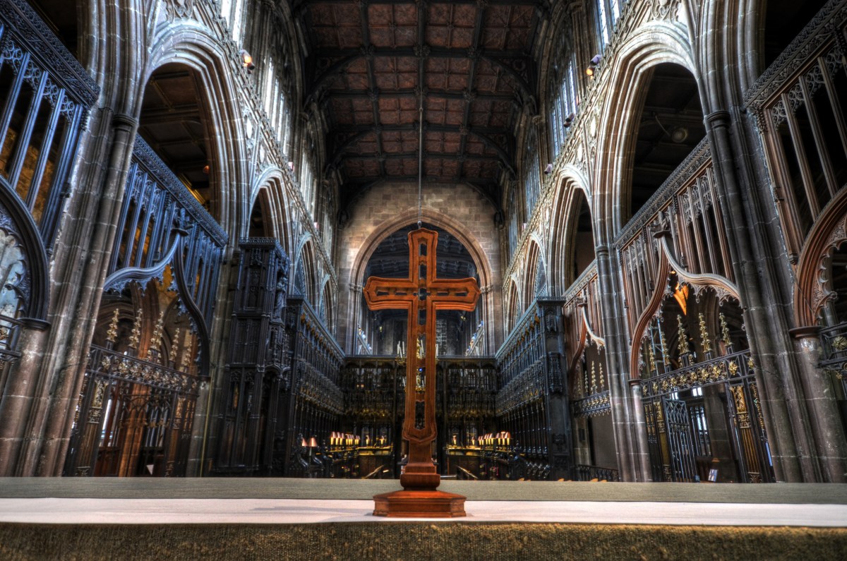 Manchester cathedral by Dom Crossley