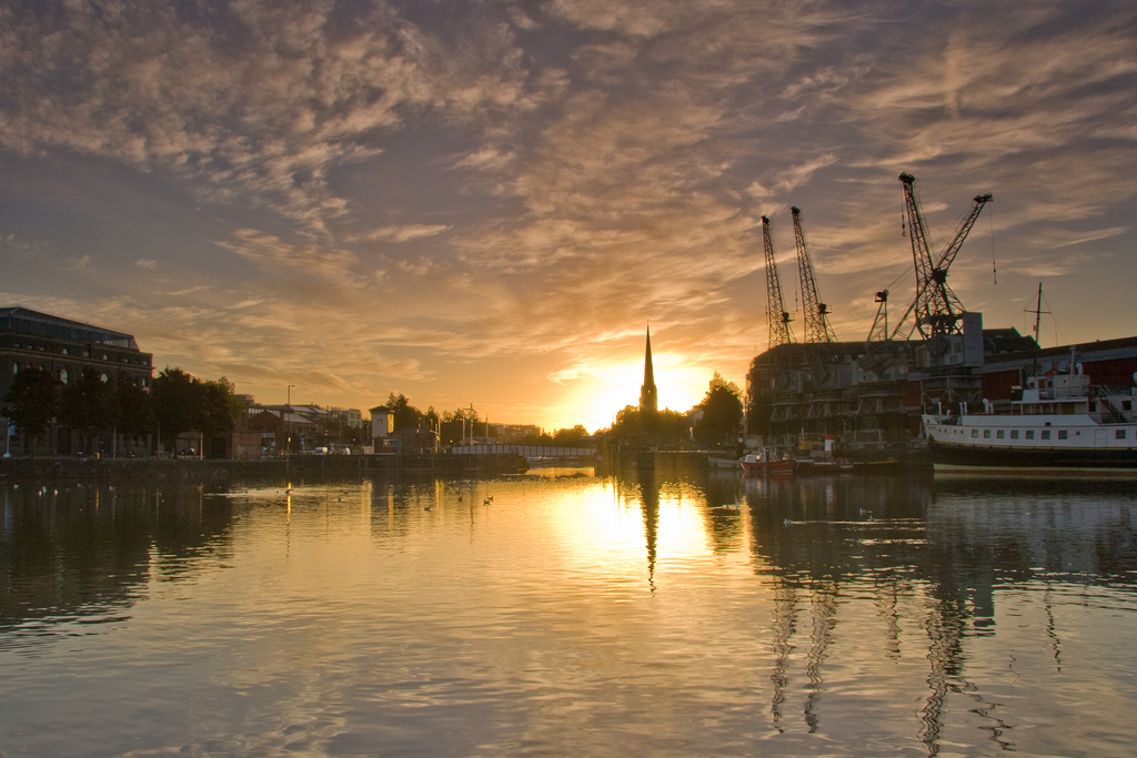 15 Graham Duerden Seguir - Harbour Sunrise