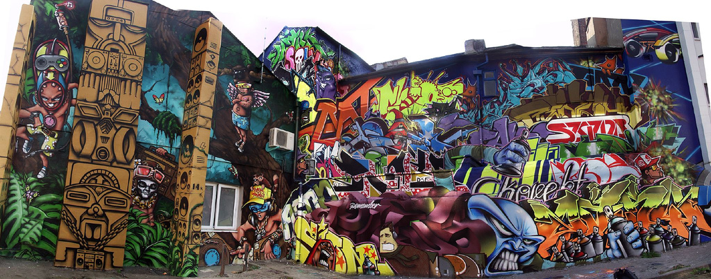 graffittis brighton by delarge