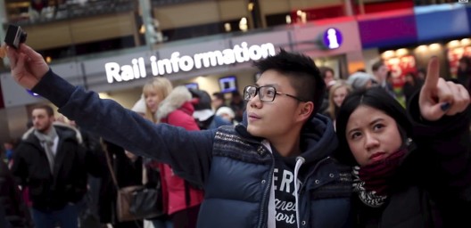 flashmob london waterloo