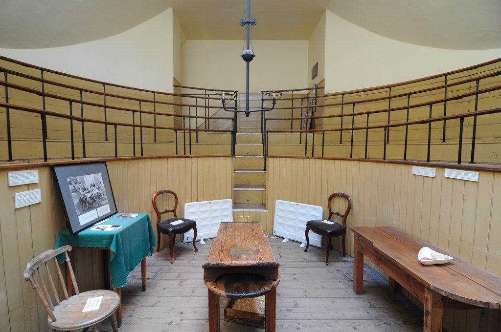Old St Thomas's Hospital female operating theatre
