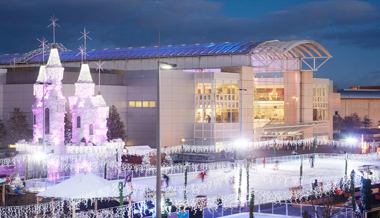Pista de hielo de The Mall 2