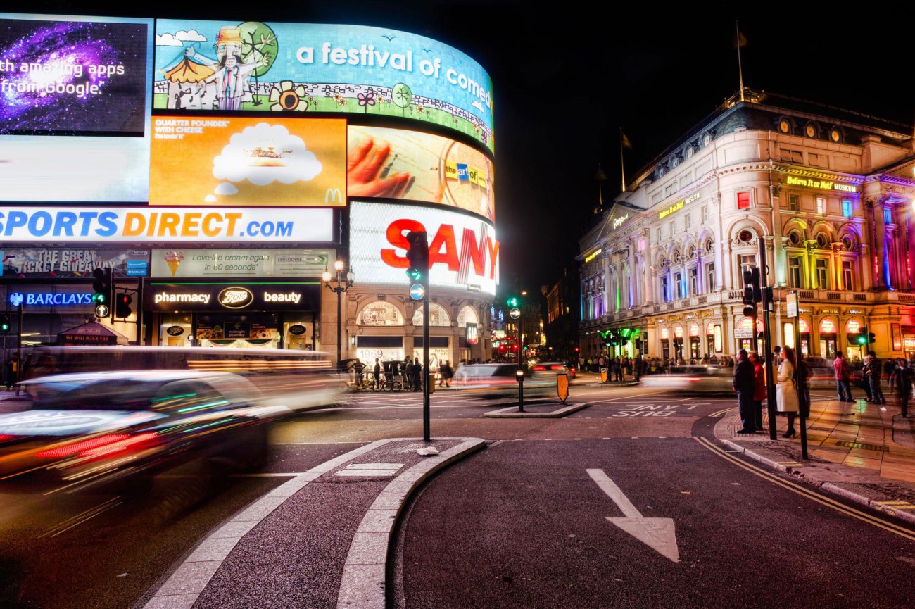 Picadilly-Circus3