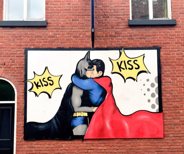 gay-manchester-kisskiss_2307-620x518