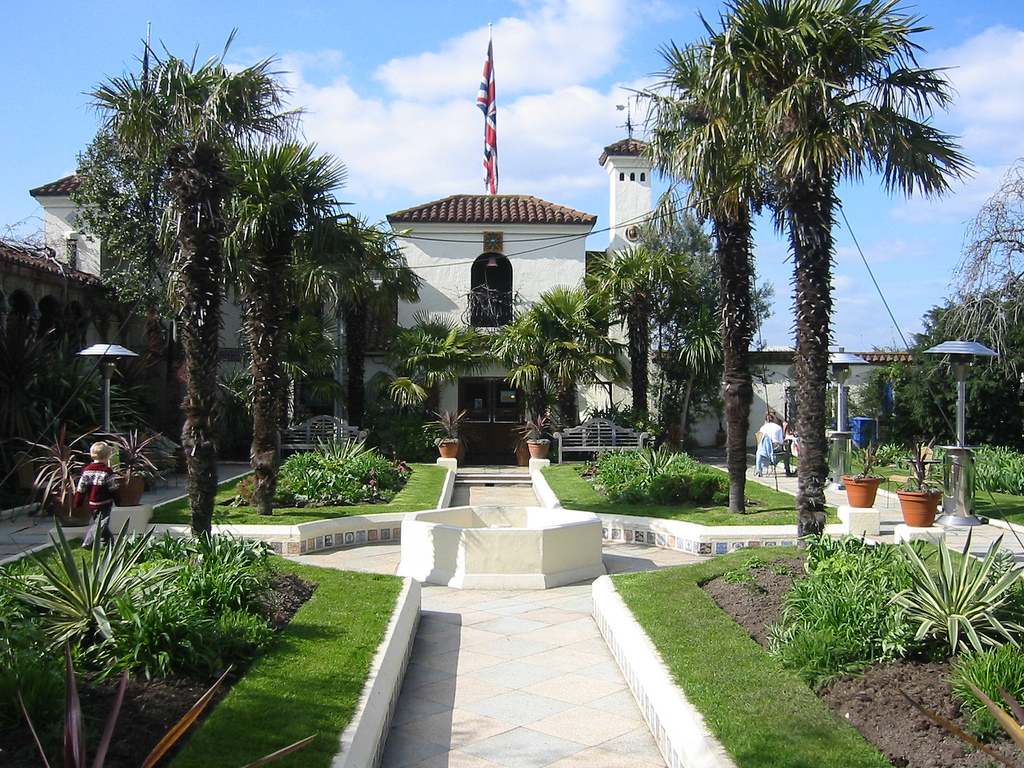 819392650_3c12efed54_b