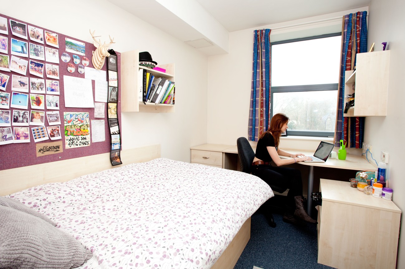 Habitación residencia Bristoleños