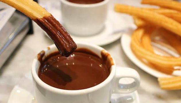 churros con chocolate