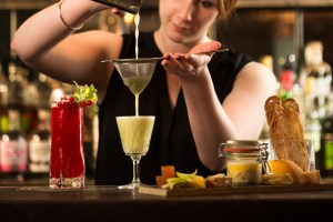 Heads & Tales, bar de cócteles en Edimburgo