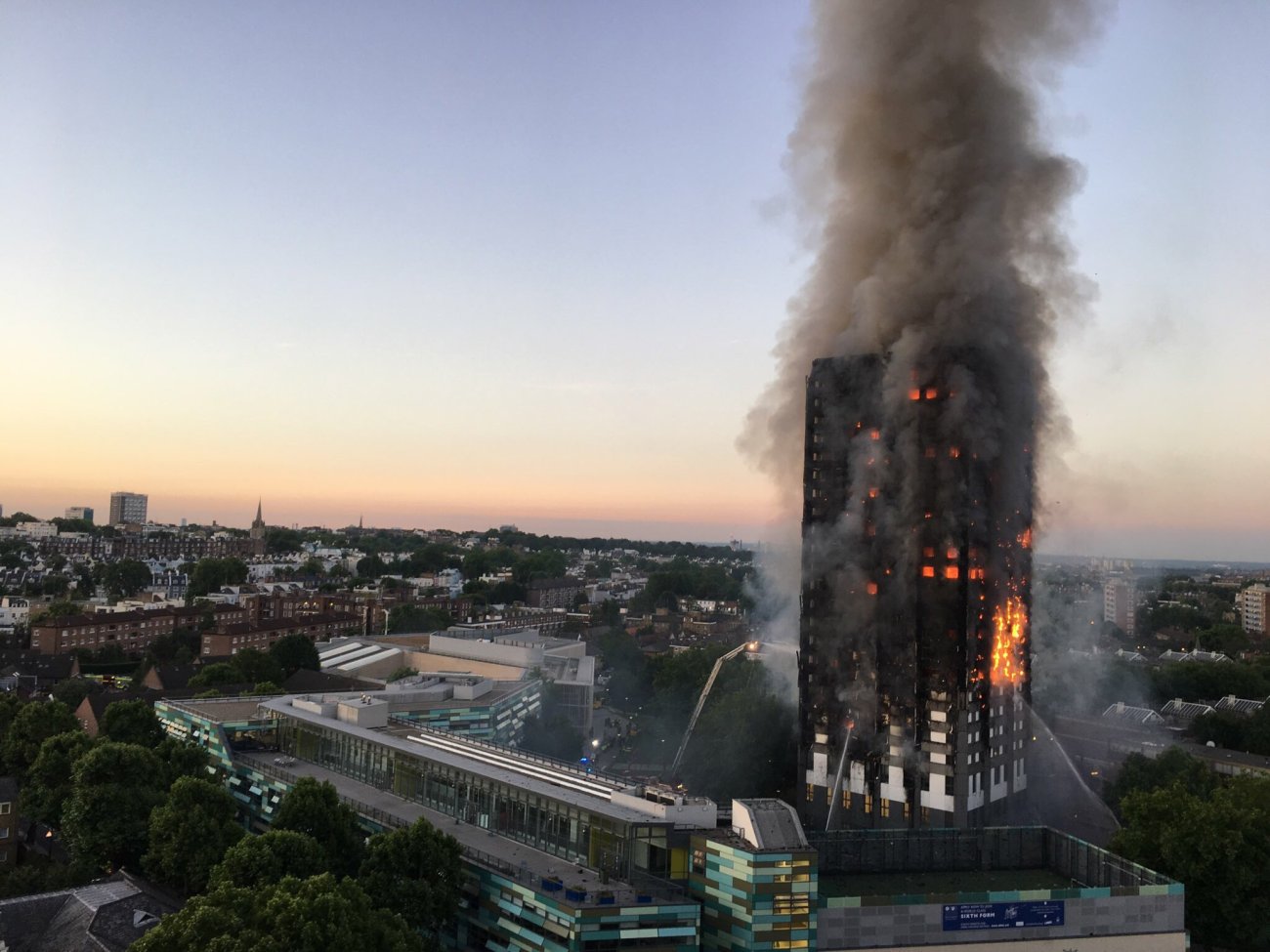 Torre Grenfell Londres en llamas