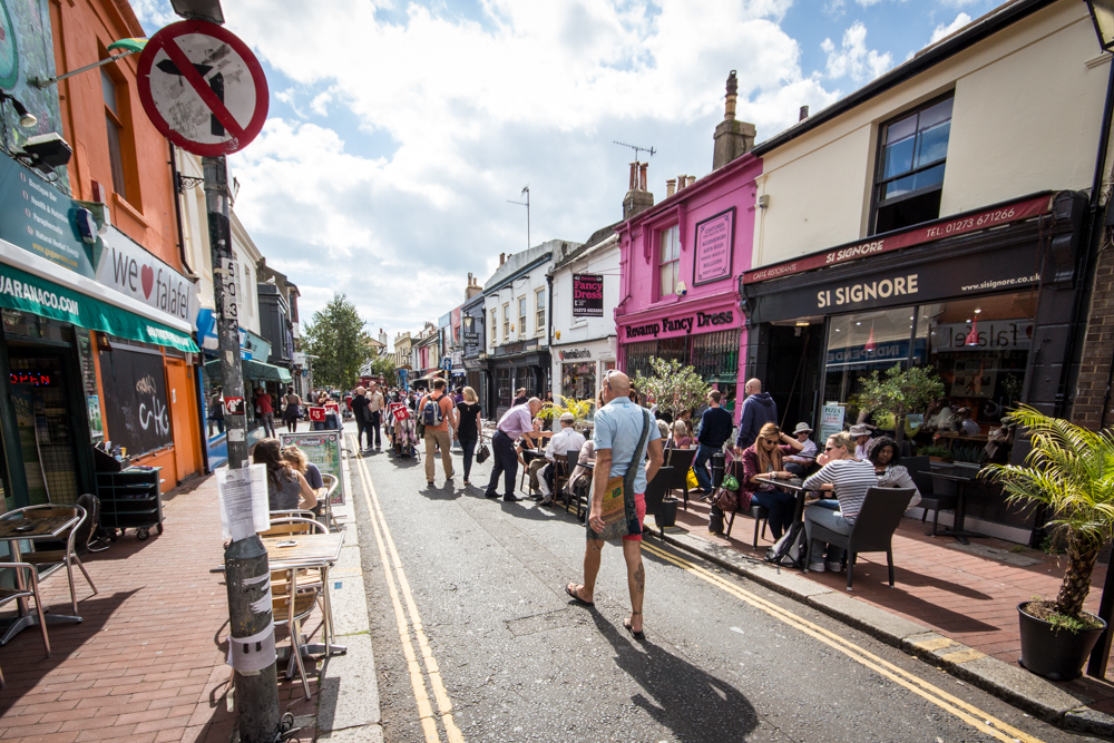 Las estrechas calles del Lanes, en Brighton
